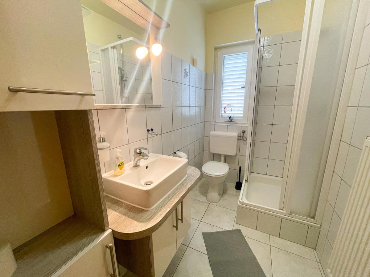 Apartments Sams Novi Vinodolski Eksteriør billede