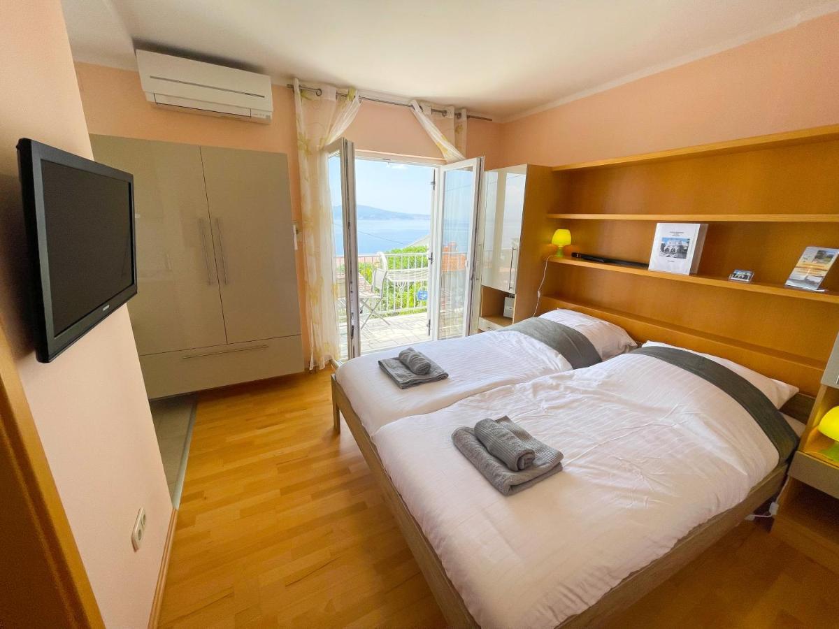 Apartments Sams Novi Vinodolski Eksteriør billede