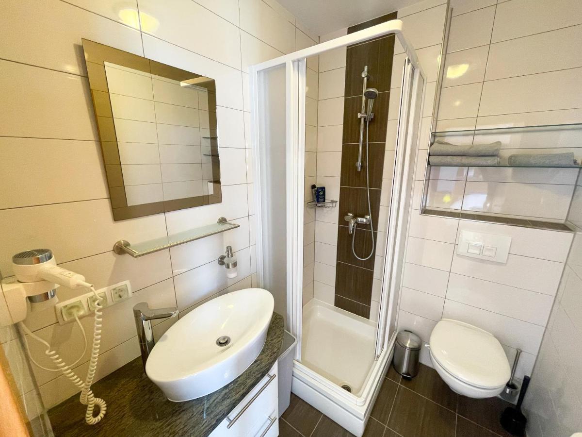 Apartments Sams Novi Vinodolski Eksteriør billede