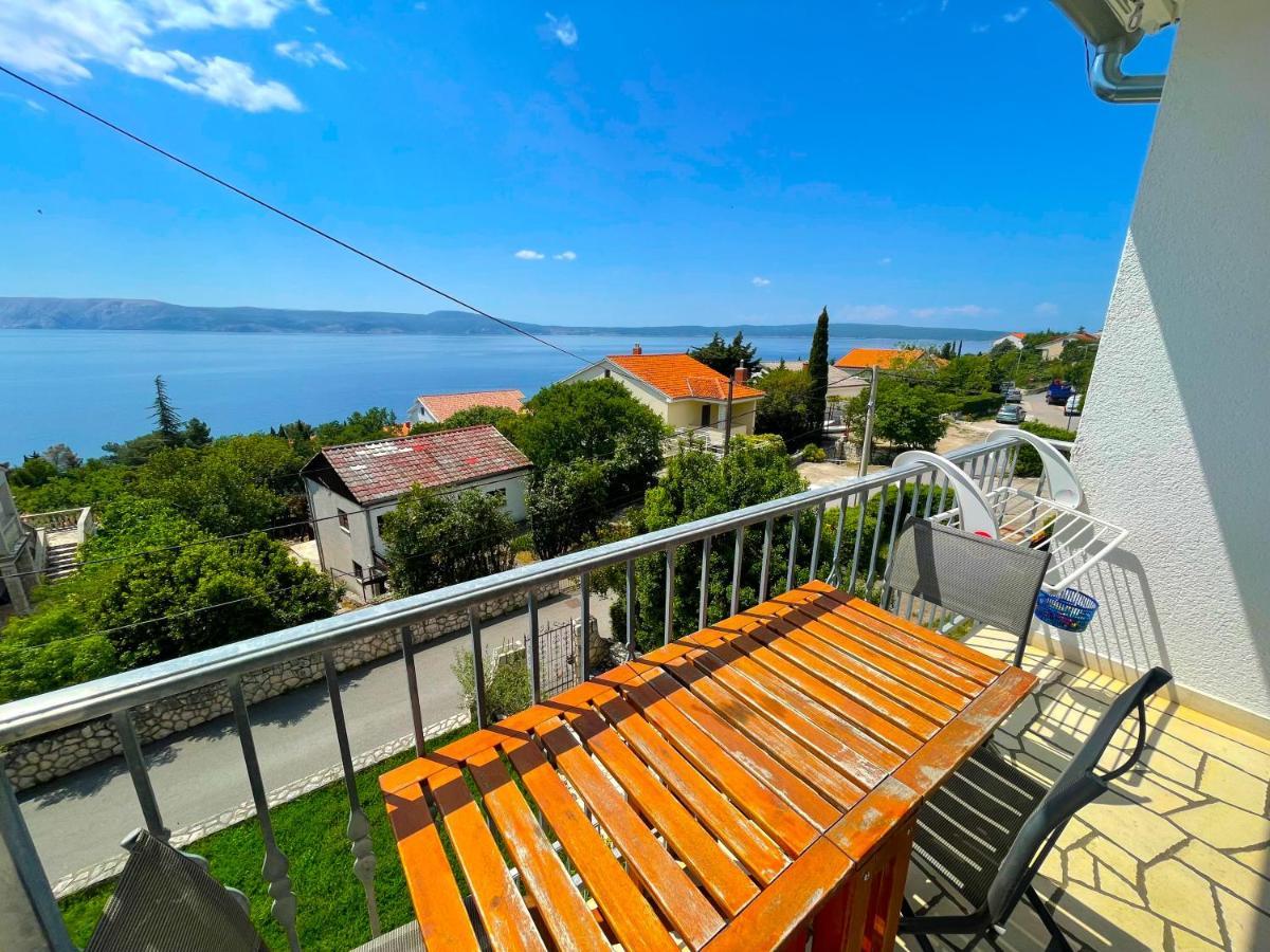 Apartments Sams Novi Vinodolski Eksteriør billede