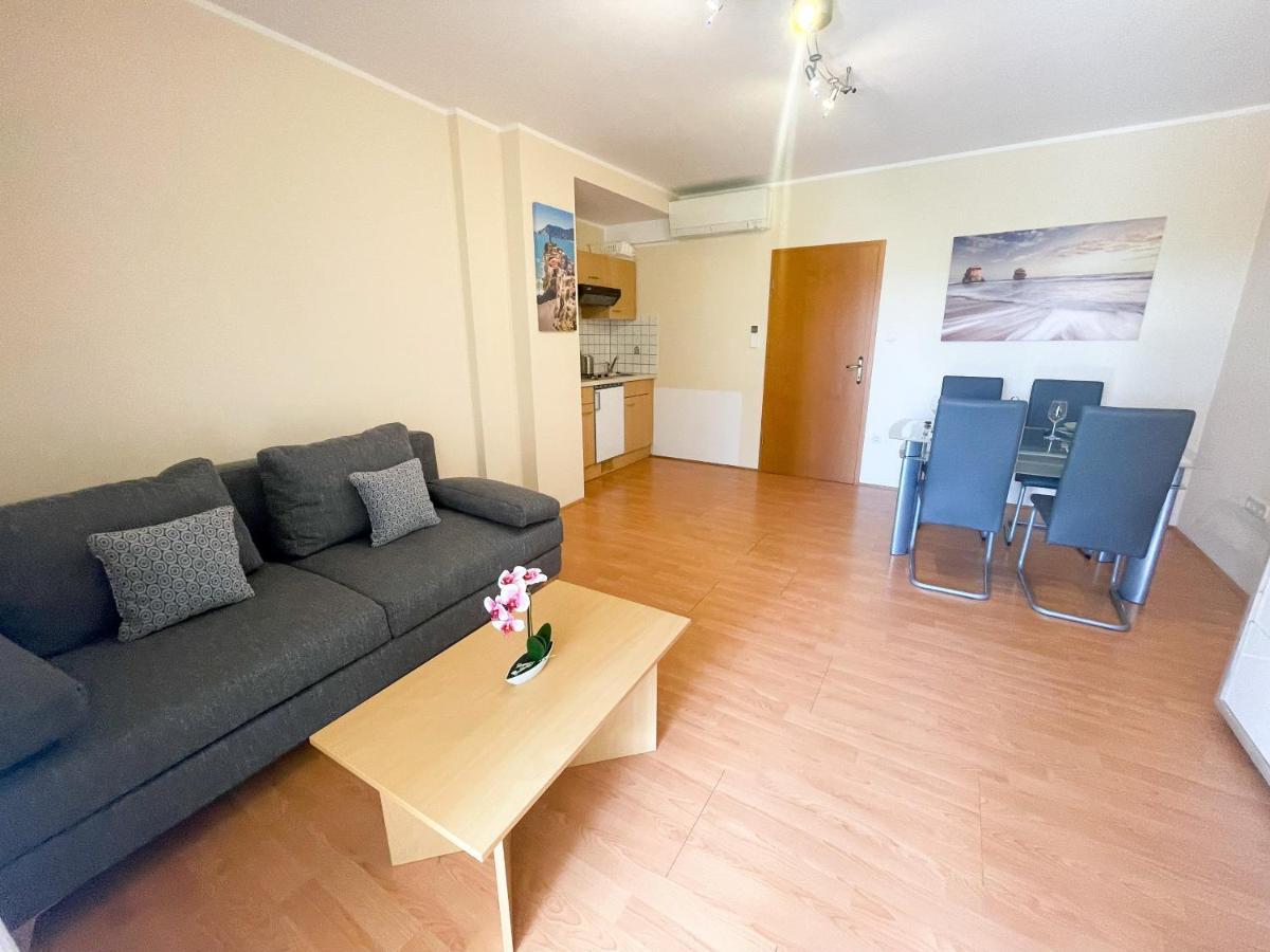 Apartments Sams Novi Vinodolski Eksteriør billede