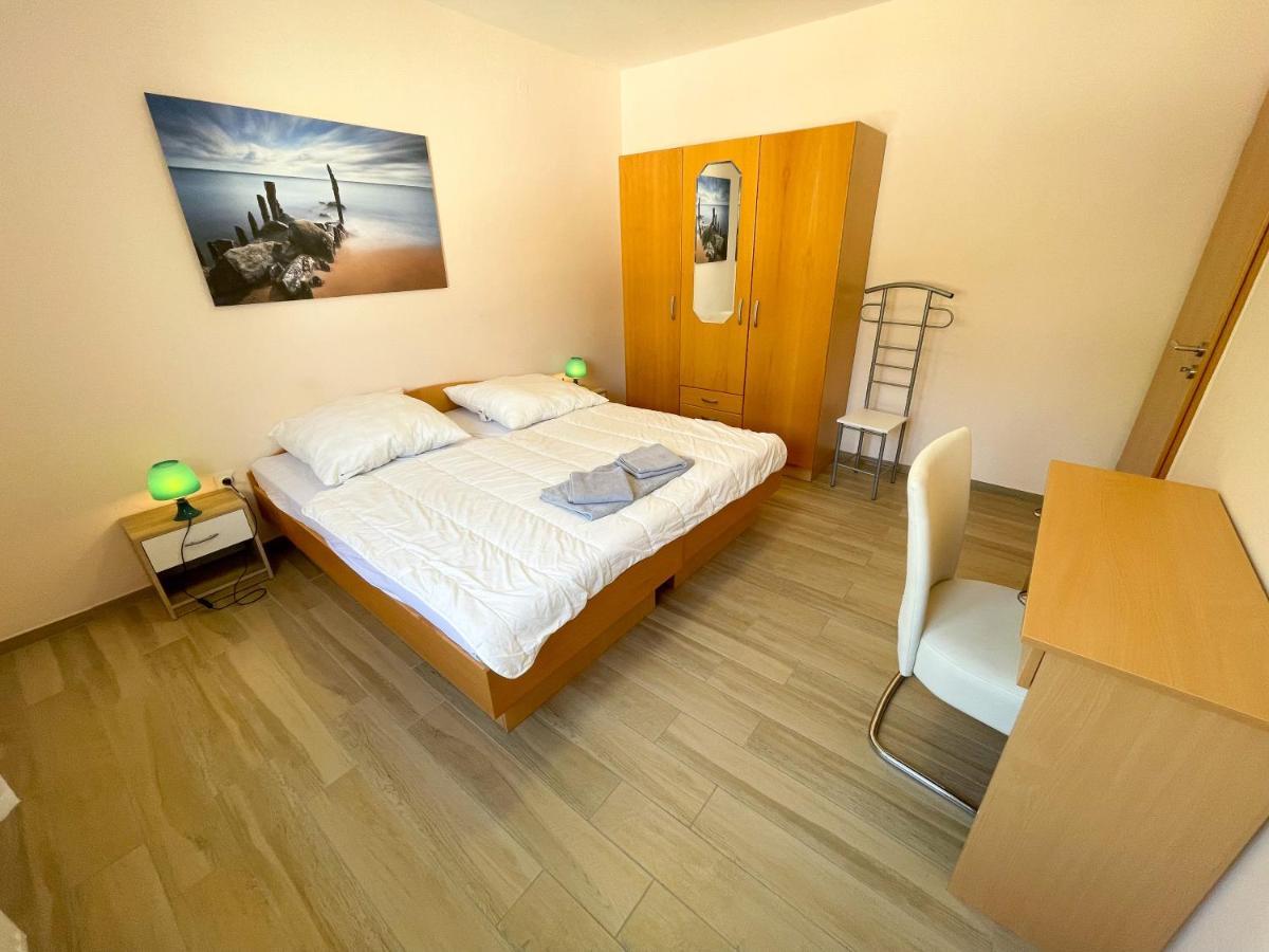 Apartments Sams Novi Vinodolski Eksteriør billede