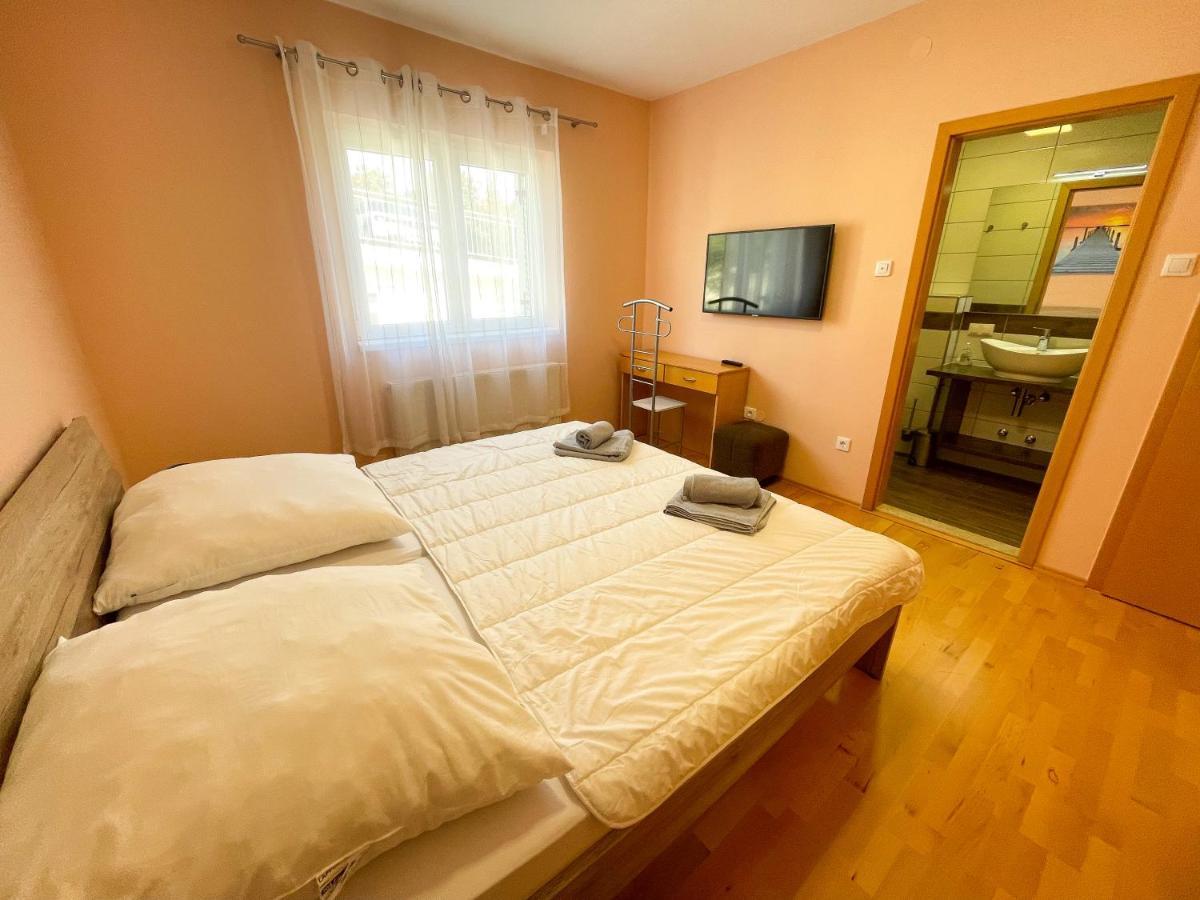 Apartments Sams Novi Vinodolski Eksteriør billede