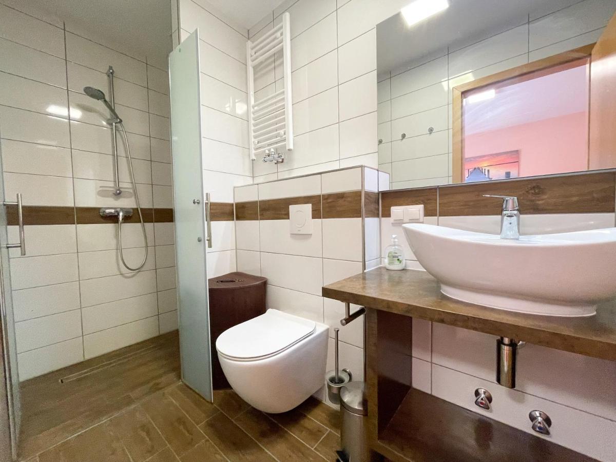 Apartments Sams Novi Vinodolski Eksteriør billede